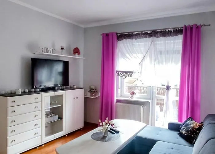 *** Cozy And Bright Apartment